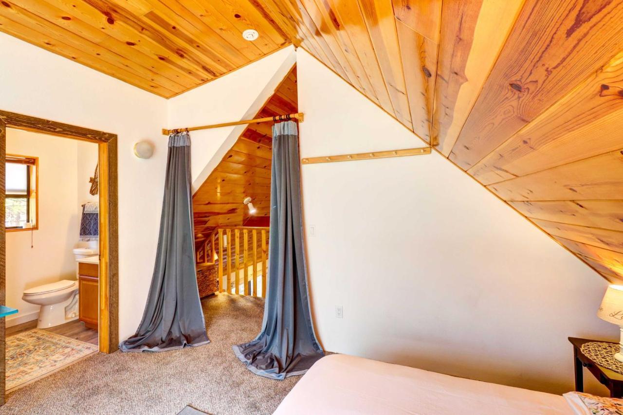 Lakeside Cabin Rental With Hot Tub - Close To Hiking パイントップ・レイクサイド エクステリア 写真