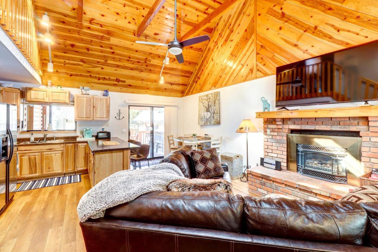 Lakeside Cabin Rental With Hot Tub - Close To Hiking パイントップ・レイクサイド エクステリア 写真